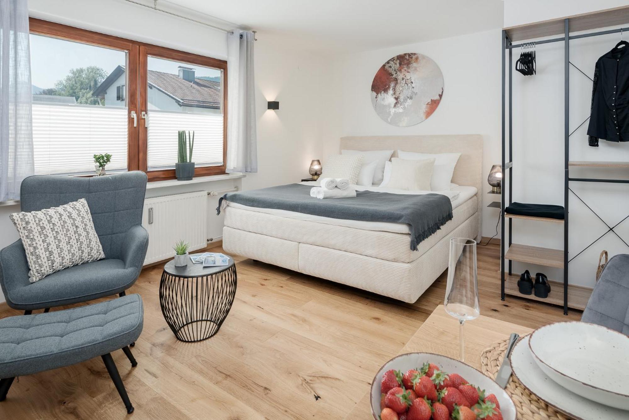 Fenjoy Design Studio Apartment แบร์เนา อัม คีมเซ ภายนอก รูปภาพ