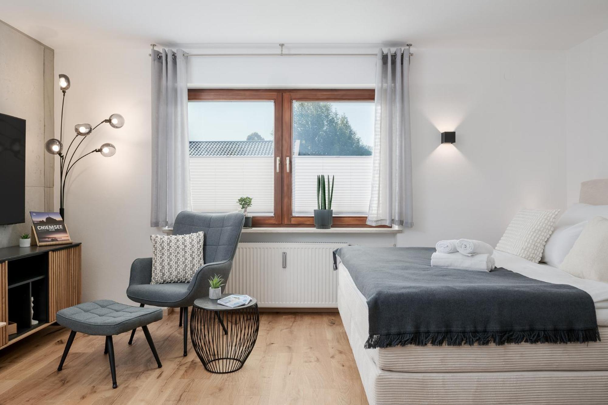 Fenjoy Design Studio Apartment แบร์เนา อัม คีมเซ ภายนอก รูปภาพ